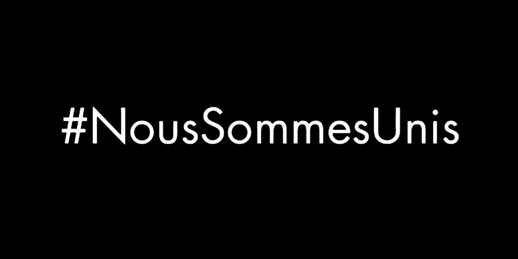 Attentats-a-Paris-PrayForParis-et-NousSommesUnis-mobilisent-le-monde